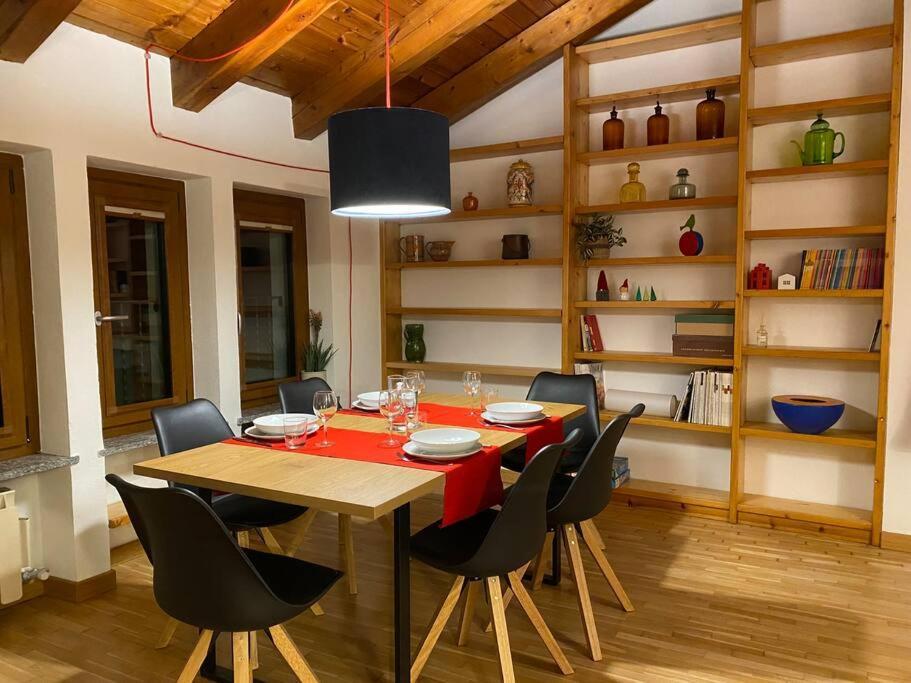 Maison De Trotte Aosta Buitenkant foto