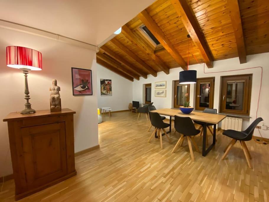 Maison De Trotte Aosta Buitenkant foto
