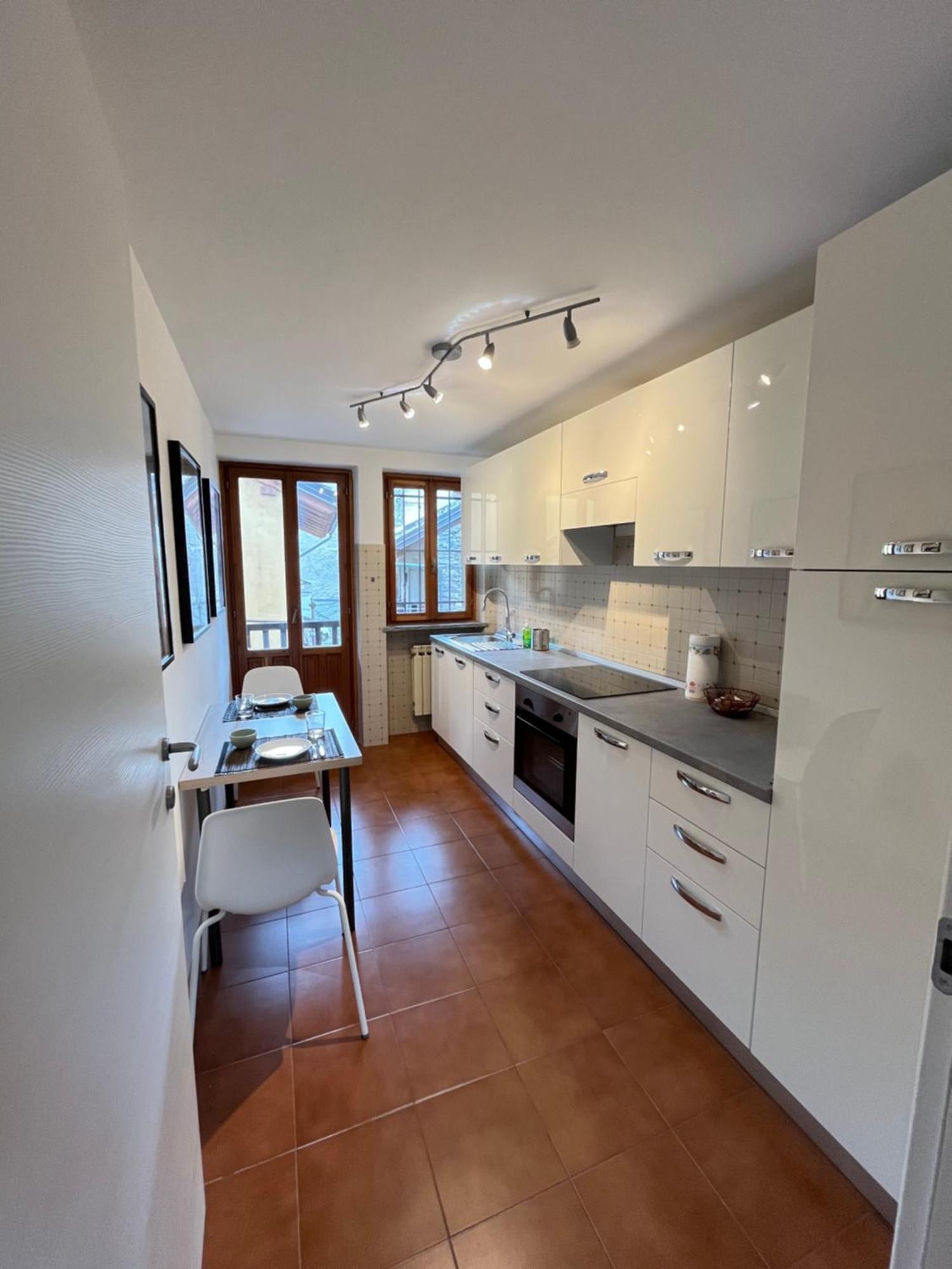 Maison De Trotte Aosta Buitenkant foto